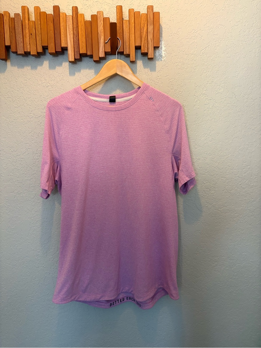 Lululemon Metal Vent Tech Short Sleeve Shirt Men’s Heathered Orchid Pink